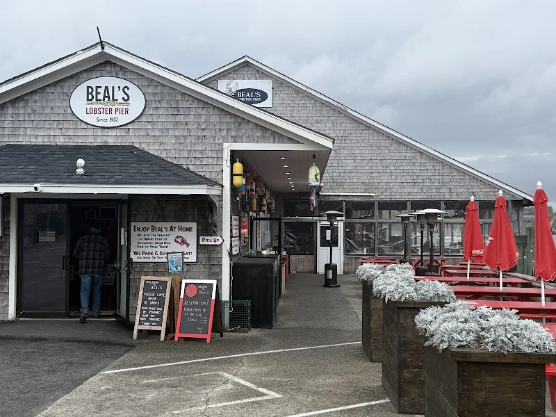 Beal's Lobster Pier