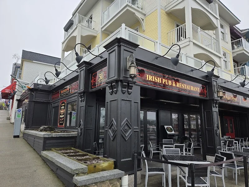 Paddy's Irish Pub