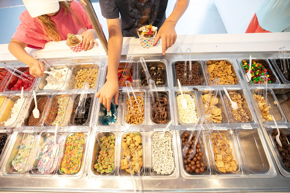 Side Treats Frozen Yogurt
